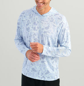 Vente en gros de chemises de pêche personnalisées UPF50 à séchage rapide, respirantes, imperméables, à manches longues, offrant une protection performante, et sweats à capuche pour la pêche. - Product Image 1