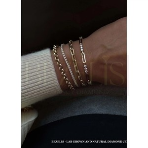 Bracelet Statement Triple Pierre en Diamant de Laboratoire, Maillons Entrelacés, Style Tennis, avec Pendentif en Forme de Clip - Product Image 3