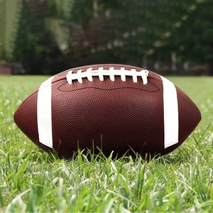 Ballon de football américain personnalisable avec logo, équipement d'entraînement durable pour les académies sportives, l'entraînement universitaire et l'utilisation en extérieur - Product Image 4