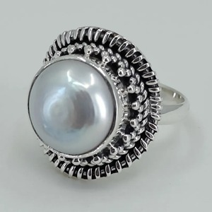Bague en argent sterling fait main avec perle naturelle ronde sertie clos, bijou bohème, cadeau pierre de naissance de juin - Product Image 4