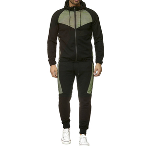 Chándal con capucha negro para hombre, cremallera completa, paneles de malla verde, bolsillos laterales, ropa deportiva de invierno, corte regular, 100% algodón transpirable, frontal - Product Image 1