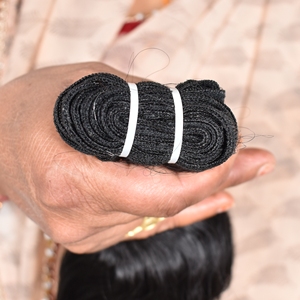 Extensiones de Cabello Humano Remy Indio Premium de 32 Pulgadas, Ondulado, Color Negro Natural, Textura Fluida, Doble Trama a Máquina, para Salón - Product Image 2