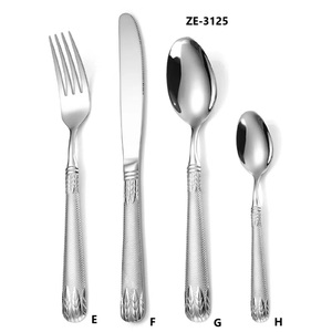 Colección de Cubiertos Metálicos Contemporáneos Hechos a Mano para Cocinas y Comedores Modernos, Juego de Cubiertos de Acero Inoxidable de Lujo Hechos a Mano - Product Image 1