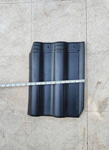 Tuile de toit en céramique émaillée colorée pour villa moderne - Tuile durable et imperméable 300 x 400 mm, différentes couleurs pour usage hôtelier - Product Image 5