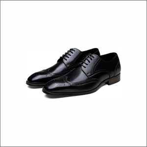 Chaussures habillées en cuir Oxford à bout pointu et lacets, marron uni, pour le bureau et les occasions professionnelles, toutes saisons - Product Image 2