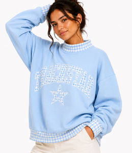 Sudadera de cuello alto para mujer, personalizada de fábrica, con apliques de letras, manga larga, diseño de lunares en contraste, estilo oversize. - Product Image 5