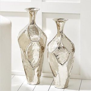Premium Iron Flower <b>Vase</b> For Modern Interior Decoration And Sophisticated Table Centerpiece Display - Product Image 4