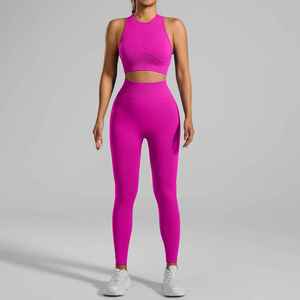 Conjunto de Yoga para Mujer con Diseño Personalizado, Ropa Deportiva para Gimnasio, Nuevo Estilo, en Venta - Product Image 1