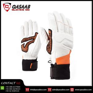 Breathable Rechargeable-Heat <b>Gloves</b> Black-<b>White</b> Snowboard Touchscreen Winter Waterproof and Snow-Proof Heated <b>Ski</b> <b>Gloves</b> - Product Image 3