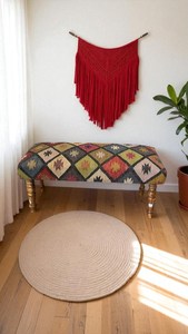 Banco Tejido Estilo Bohemio con Patrón de Hojas y Patas de Madera, Decoración para Entrada Interior, Mueble Decorativo Rectangular Resistente - Product Image 4