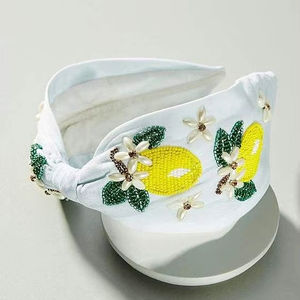 Serre-tête élastique de luxe vintage avec pierres et broderie artisanale personnalisée, orné de perles de rocaille, idéal pour le printemps - Product Image 1