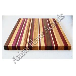 Axiom Home Accents Planche à fromage en résine artisanale avec base en bois durable pour hacher et servir la cuisine - Product Image 2