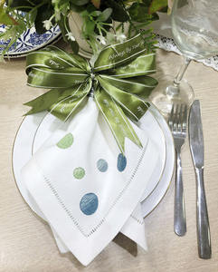 Serviettes de table en coton brodées sur mesure avec points, serviettes de table en tissu à ourlet festonné pour événements domestiques et mariages - Product Image 5