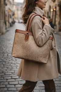 กระเป๋าถือหนังวัวแท้ลายขนสัตว์ งานปัก ดีไซน์หรูหรา สำหรับฤดูร้อนและฤดูใบไม้ร่วง แบบเปิดปิดอเนกประสงค์ สำหรับผู้หญิง รุ่น LHTB-0003 - Product Image 4