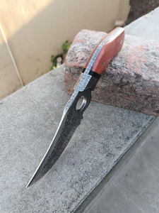 Cuchillo de caza grabado, cuchillo personalizado, cuchillo de caza forjado a mano en acero al carbono D2, cuchillo EDC hecho a mano. - Product Image 3