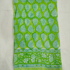 Sarong de plage en pur coton, imprimé à la main en Inde, sarongs de plage en tissu voile doux, paréo d'été, cadeau pour elle, vêtements pour femmes - Product Image 2
