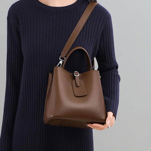 Leather Convertible Shoulder Crossbody <b>Backpack</b> <b>Lady</b> Handbag Handmade Durable Large Zipper Closure Two Straps Versatile Fashion - Product Image 3