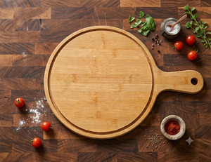 Meilleure Vente Planche à Pizza Ronde en Bambou Naturel Plateau à Pizza en Bois avec Poignée Logo Personnalisé OEM ODM Vente en Gros - Product Image 1