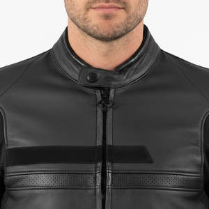 Blouson de moto touring pour homme avec plusieurs poches, protections et design ajusté et sécurisé - Product Image 6