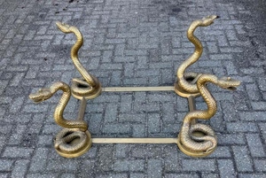 2025 Best Seller brass snake <b>table</b> luxury cobra base cocktail <b>table</b> Decor Regency glass top <b>table</b> high end - Product Image 3
