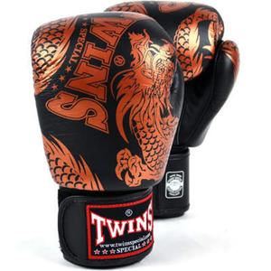 Latest Designs Custom Made Professional Muay Thai Boxing Gloves 16 Oz White Gold <b>Dragon</b> Print Leather Outdoor Lightweight - Product Image 5