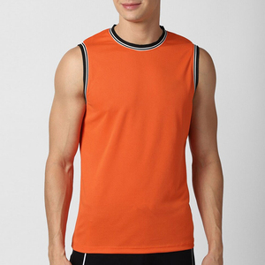 เสื้อกล้ามโปรโมชั่นขายส่ง เสื้อกล้ามผู้ชายแบบสั่งทำ เสื้อกล้ามผู้ชายคัตติ้งลึก เสื้อกล้ามออกกำลังกายผู้ชาย - Product Image 1