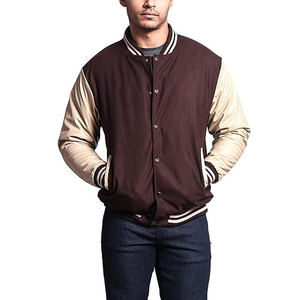 Chaqueta Varsity Negra con Mangas Color Camel, Cuerpo de Lana y Mangas de Cuero, Chaqueta Bomber de Béisbol, Chaqueta Personalizada con Letras para Hombre - Product Image 6