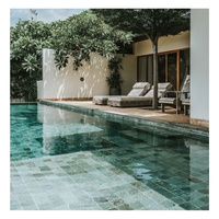 Baldosas de Zeolita Natural Verde Ranuradas para Piscinas, Tamaño 100x100mm, para Uso Exterior, Sukabumi, Indonesia