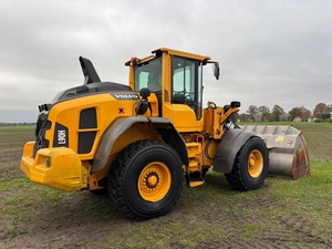 Cargadora de Ruedas Delantera Volvo L90H con Motor Diésel Perkins, Sistema Hidráulico HYDAC, Control PLC y Alta Eficiencia - Product Image 6