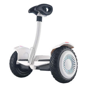 Trottinette électrique auto-équilibrante à deux roues de haute qualité, Bluetooth, tout-terrain, avec poignée intelligente - Product Image 1