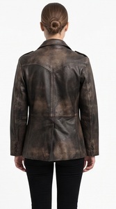Wholesale Vintage Distressed <b>Leather</b> Safari <b>Jacket</b> Women's Multi-Pocket Cargo Moto Coat Custom Western Outwear Supplier - Product Image 3