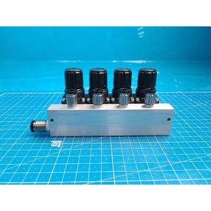 Vanne solénoïde pneumatique Koganei R100M4A-47W, utilisée comme pièce détachée pour équipement semi-conducteur Legacy - Product Image 3