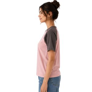 Camiseta Raglán Rosa y Gris Carbón para Mujer, Estampado Geométrico Minimalista, Cuello Redondo, Manga Corta, Algodón, Informal, Personalizada, OEM, ODM, Moda - Product Image 3