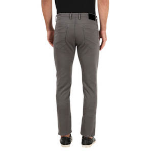 Jean en denim décontracté tendance pour homme, en coton épais et uni, avec déchirures délavées, en promotion - Product Image 2