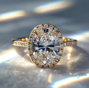 แหวนโอปอลไลน์ โมอิสซาไนต์ทรงวงรี ชุบทอง เงินแท้ 925 ดีไซน์คลาสสิก ประกายระยิบระยับ เหมาะสำหรับงานแต่งงานและงานหมั้น - Product Image 1