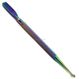 Pousse-cuticules double embout en acier inoxydable avec cuillère, kit d'outils de manucure réutilisable, équipement professionnel de soins de beauté - Product Image 2