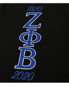 เสื้อคลุมคาร์ดิแกนผ้าขนสัตว์/แคชเมียร์สีดำ-น้ำเงินสำหรับผู้หญิง Zeta Phi Beta รุ่นฉลองครบรอบ 100 ปี ปี 1920-2020 ปักลาย มีฮู้ด ปิดด้วยซิป ระบายอากาศได้ดี สวมใส่สบาย - Product Image 4