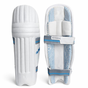 Éditions Internationales pour Joueurs : Kit Complet de Protection Optimale pour le Batting, comprenant des Protège-tibias, des Gants et un Bat de Cricket en Saule Anglais - Product Image 6