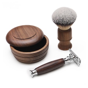 Maclura Prix Usine 1PC Ensemble de Rasage Portable pour Voyage : Savon à Barbe Moussant, Mug de Barbier, Brosse en Nylon et Rasoir de Sécurité - Product Image 2