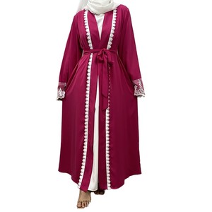 Abayas longues en polyester brodé tendance pour femmes avec poches, vêtements modestes musulmans du Moyen-Orient, vente en gros à Dubaï - Product Image 5