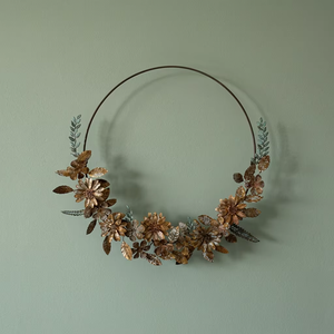 Corona Floral Rústica de Metal, Flores con Pátina de Cobre Vintage, Decoración Elegante y Minimalista para Puerta Principal de Otoño, Adorno Festivo para Colgar en la Pared - Product Image 2