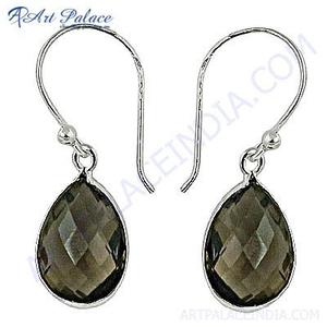 Boucles d'oreilles élégantes en argent sterling et quartz fumé de l'État du Rajasthan, Art Palace - Product Image 2