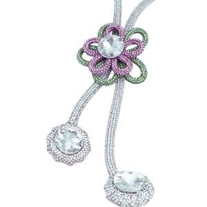Collar con colgante de flor plateada para mujer, joyería brillante, accesorio de moda elegante, collar llamativo, regalo para fiesta, decoración - Product Image 5