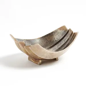 Tazón de Metal Artesanal Premium, Centro de Mesa Moderno para Exhibición de Frutas, Plato Decorativo de Cerámica Hecho a Mano para Interiores del Hogar - Product Image 1