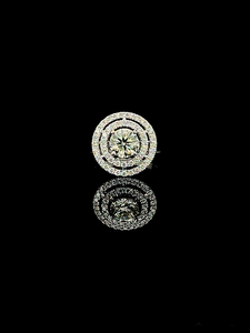 Bague de fiançailles halo en diamant CVD de créateur, fabriquée en or blanc 14 carats, avec un éclat exceptionnel et une pure élégance - Product Image 1