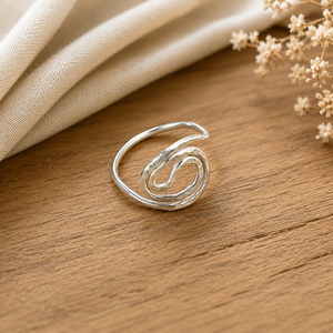 Anillo Espiral Abierto Minimalista de Plata 925, Diseño Geométrico, Ajustable, Joyería Unisex para Uso Diario - Product Image 4