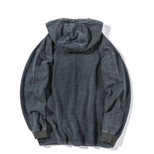 Sudadera con capucha de forro polar Nextgen Distress con bordado, estilo urbano contemporáneo, patrón digital, detalles de pedrería, algodón. - Product Image 3