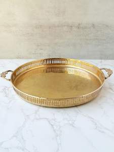 Elegante Bandeja de Exhibición de Latón Martillado para Regalos de Boda y Colección de Regalos Corporativos - Product Image 6