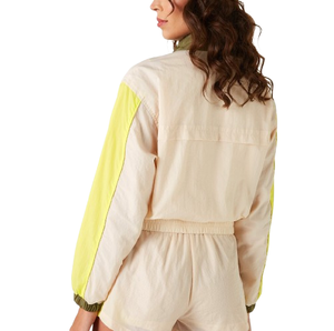 Chaqueta Corta de Nailon Ligero con Efecto Arrugado, Estilo Urbano, Paneles de Neón, Cuello Alto y Cremallera, Tipo Windrunner - Product Image 2