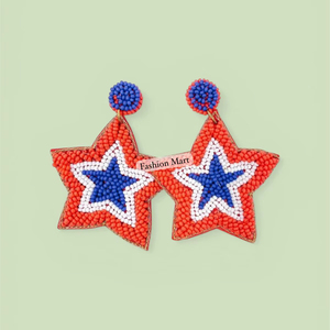 Boucles d'oreilles pendantes patriotiques faites à la main en perles de rocaille, inspirées du drapeau américain, fournisseur en gros - Product Image 2